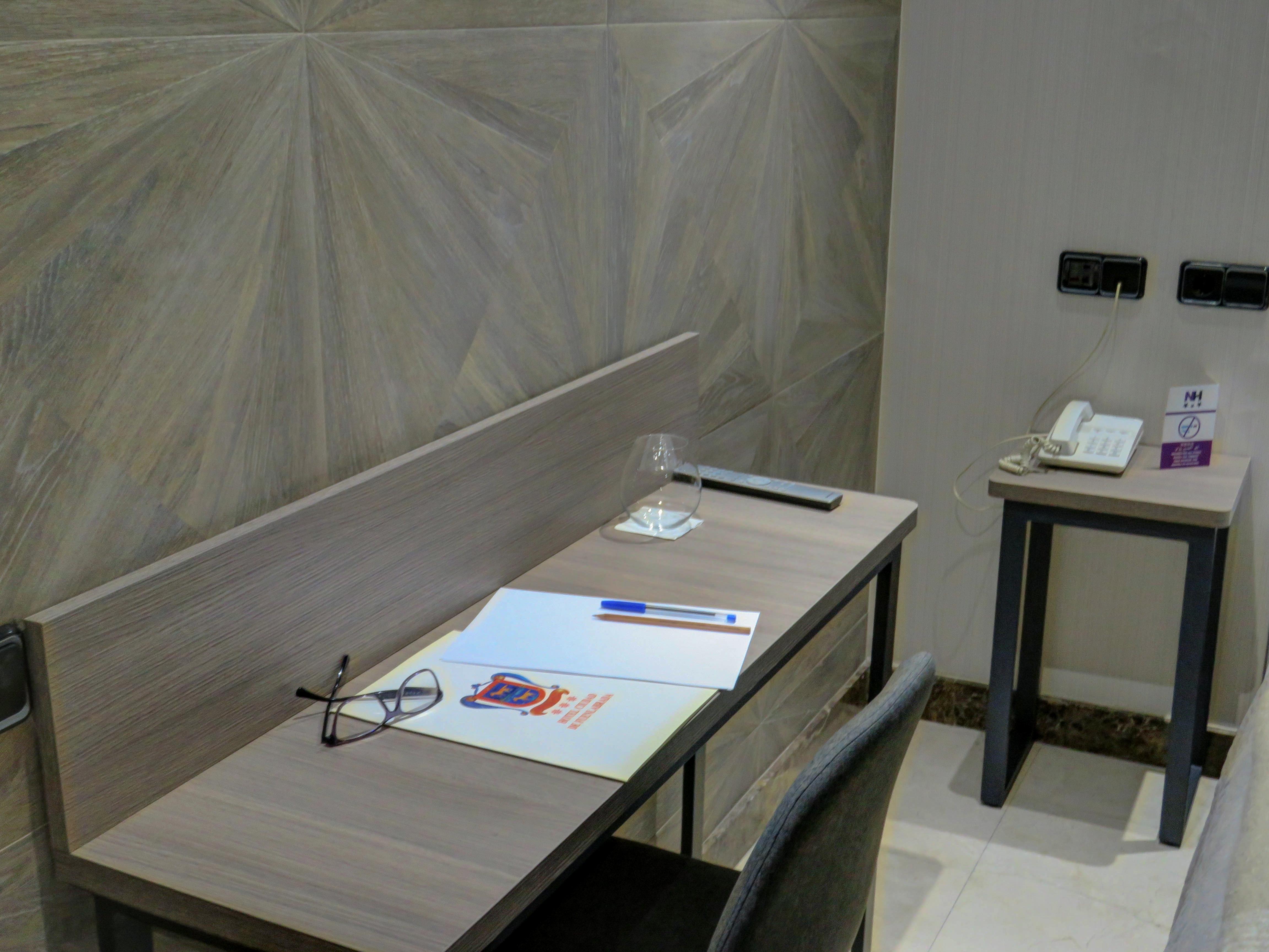 Hotel Ciudad De フエンラブラダ エクステリア 写真