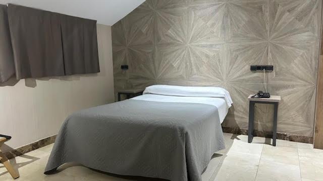 Hotel Ciudad De フエンラブラダ エクステリア 写真