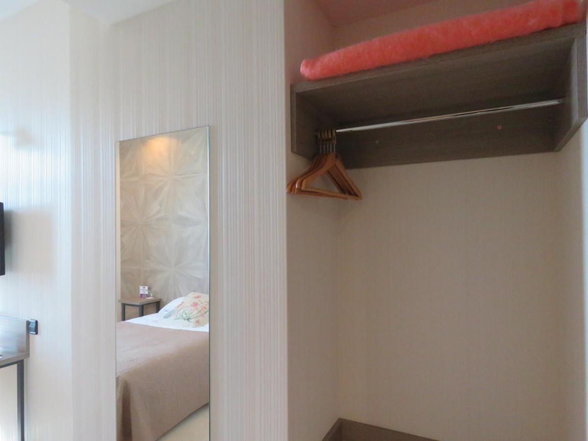 Hotel Ciudad De フエンラブラダ エクステリア 写真